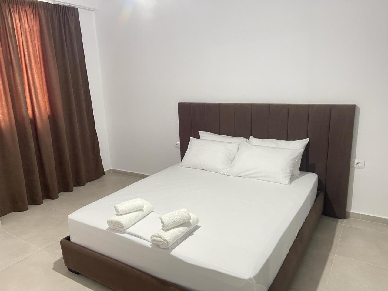 Sunrose Residences Саранде Екстериор снимка