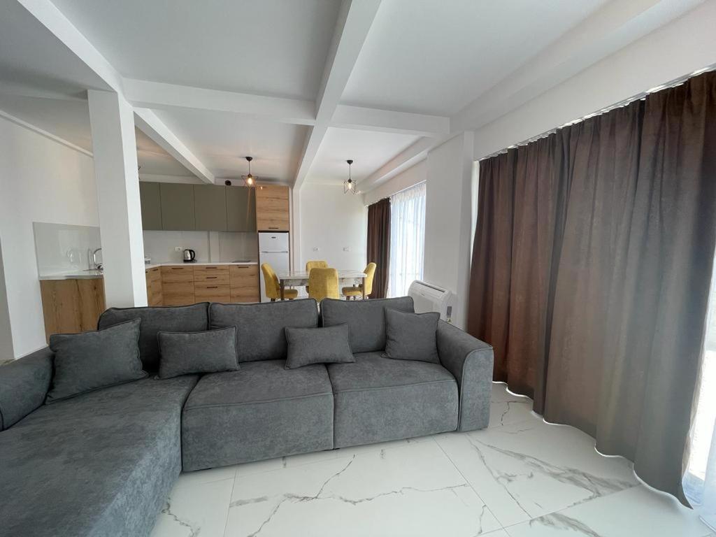 Sunrose Residences Саранде Екстериор снимка