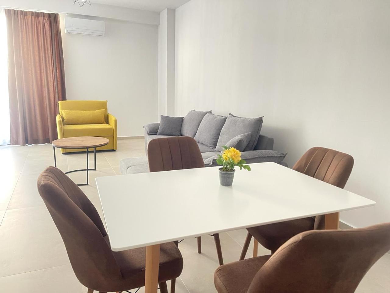 Sunrose Residences Саранде Екстериор снимка