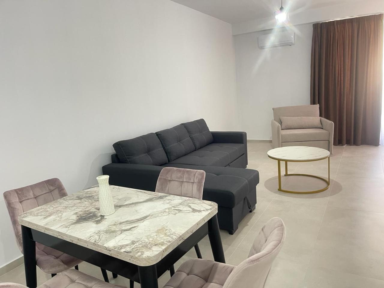 Sunrose Residences Саранде Екстериор снимка